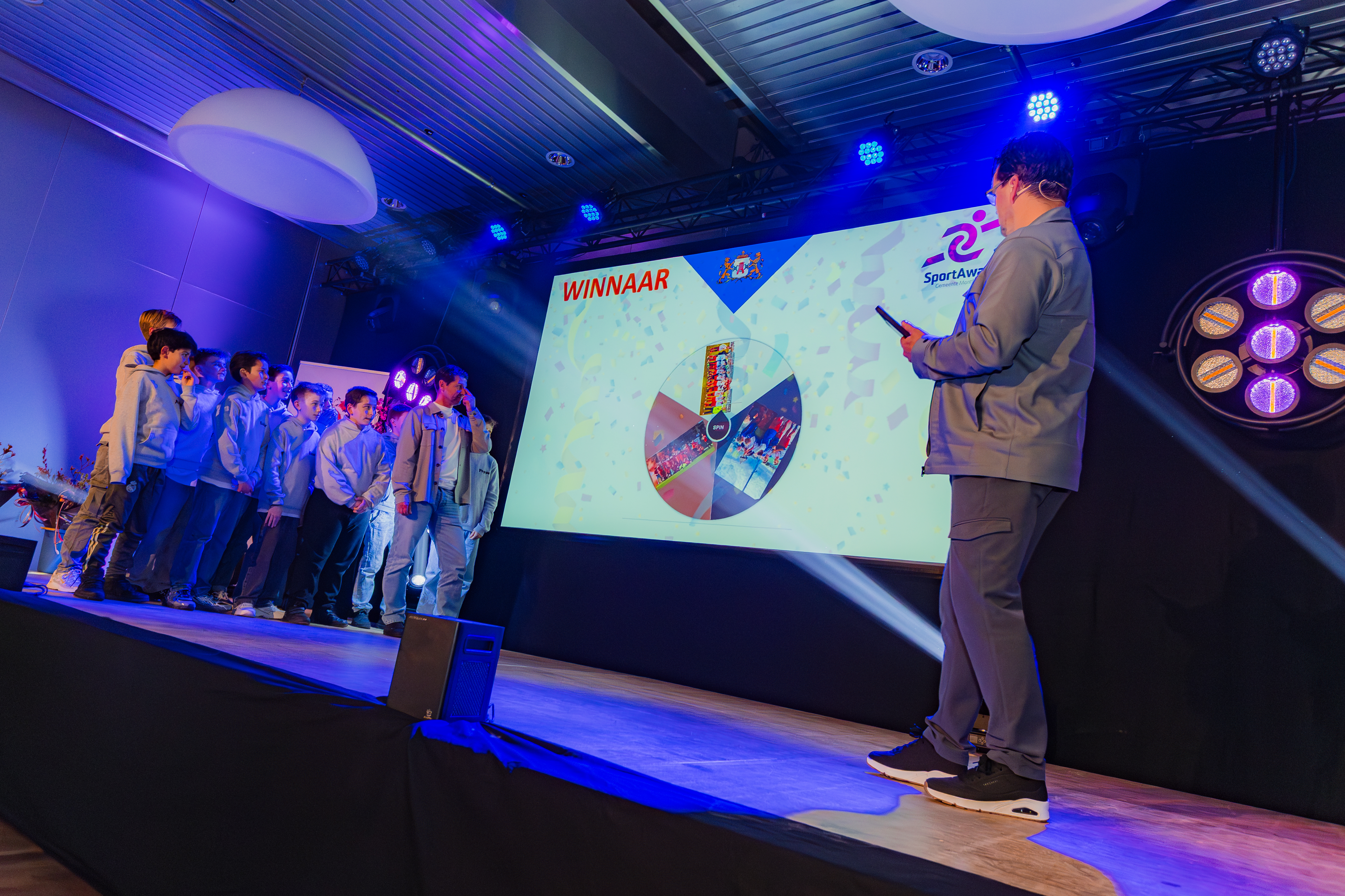 Robin met genomineerden sportteam